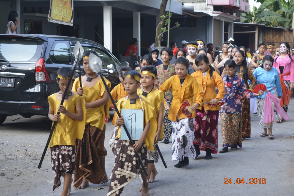 Gebyar Pesta Rakyat Kartini Pedukuhan Kweni