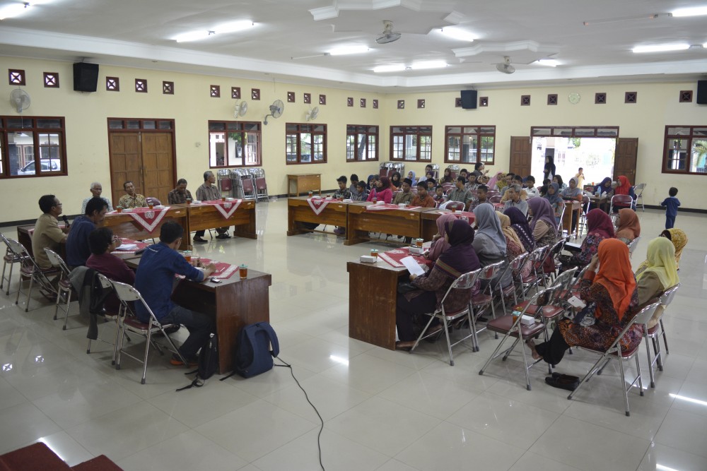 Entaskan Kemiskinan, Pemdes Panggungharjo Bertatap Langsung Dengan Penerima Zakat