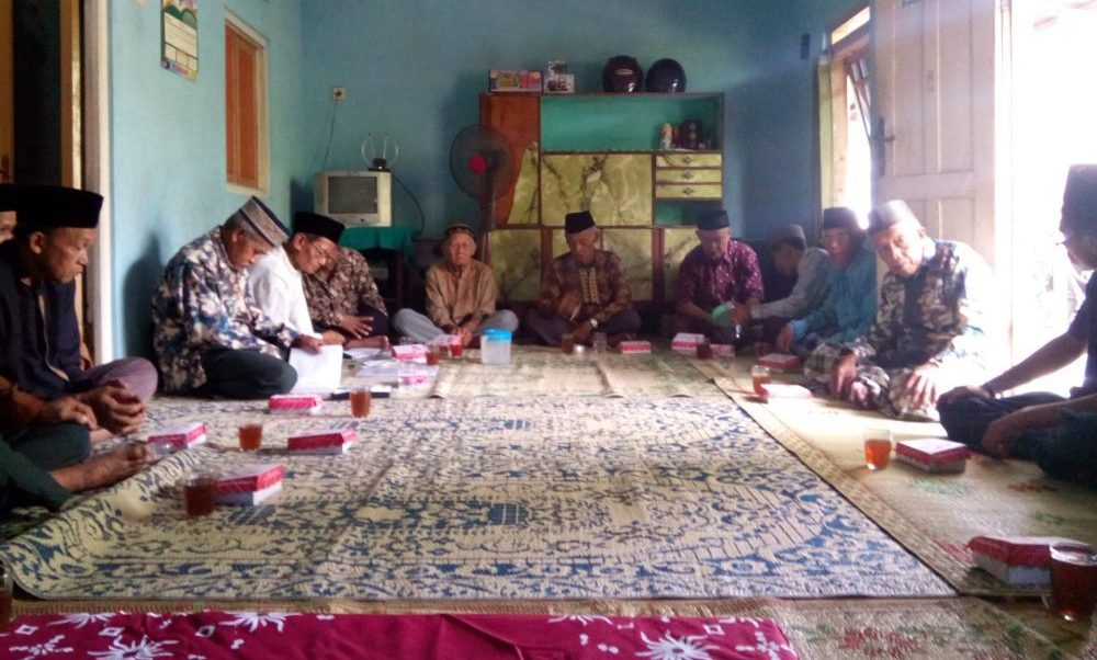 Pertemuan Rutin Rebo Legi Kaum Rois Desa Panggungharjo