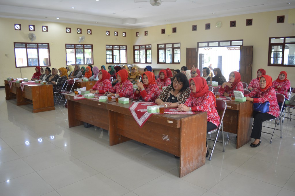 TP-PKK Bangka Belitung Belajar Pengelolaan Sampah di Desa Panggungharjo