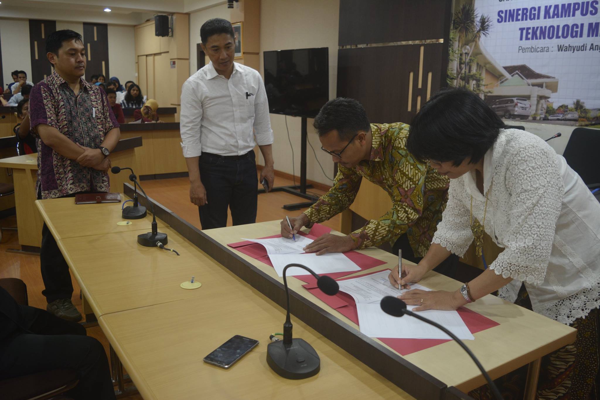 Pemerintah Desa Panggungharjo Jalin Kerjasama Dengan Universitas Janabadra