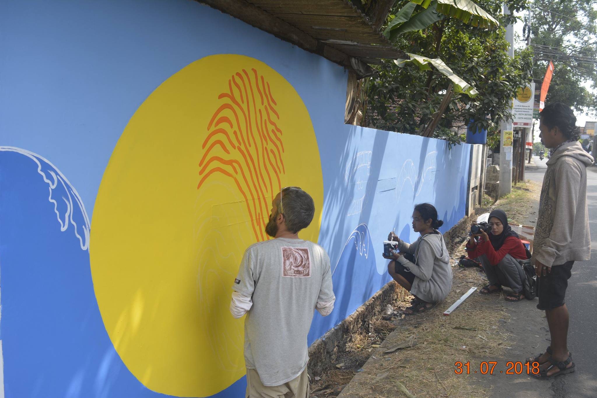 Seniman Mural AS Warnai Desa Panggungharjo