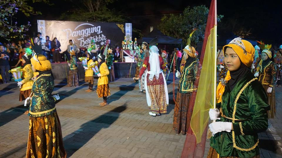 Meriahnya Panggung Bertakbir Ketiga Di Desa Panggungharjo