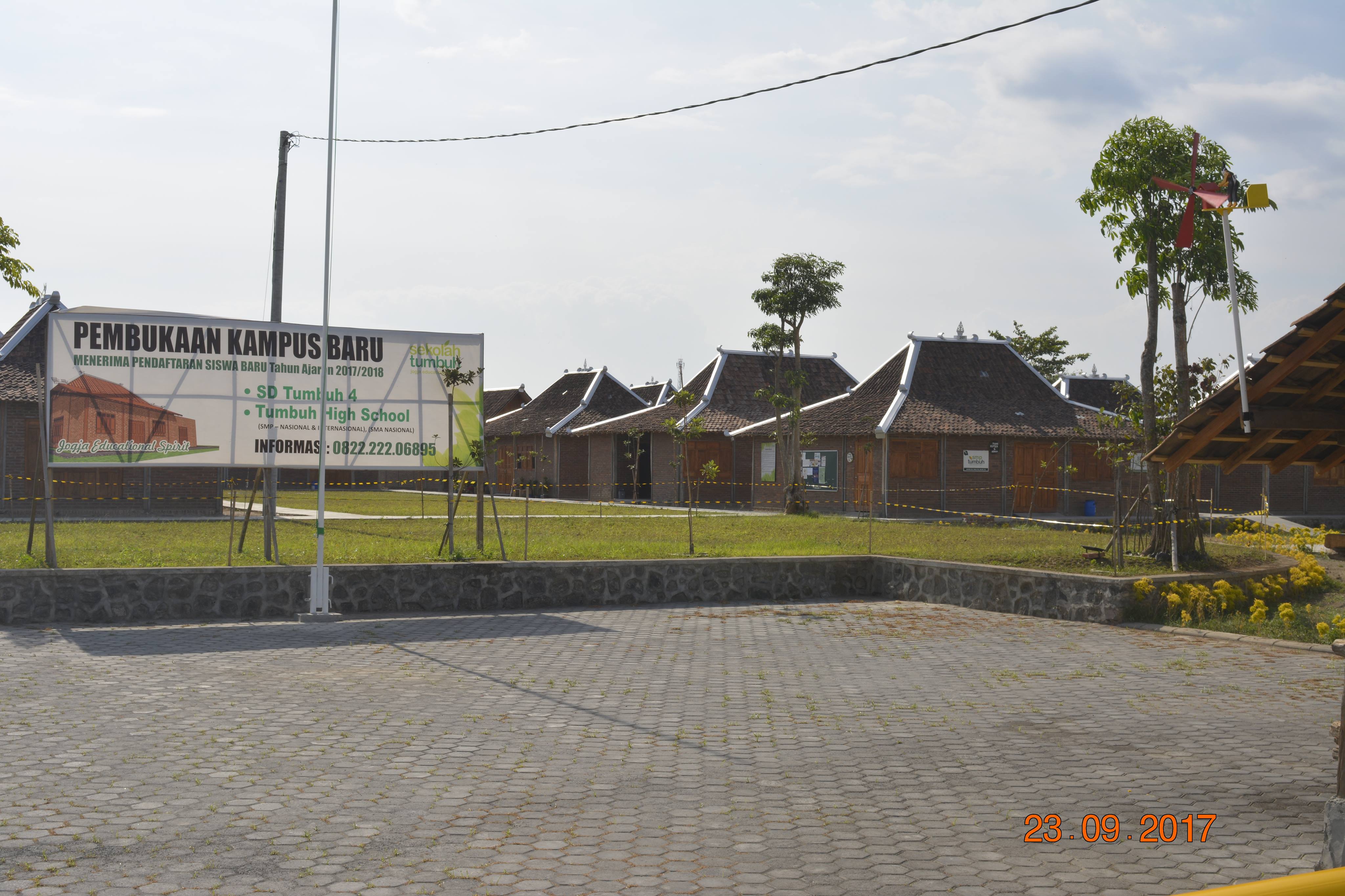 sekolah tumbuh