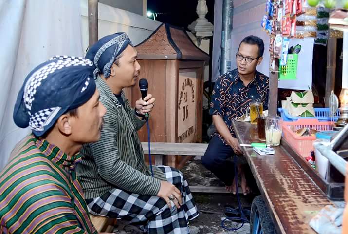 Seni “Meracik” Desa Ala Sarjana Farmasi (Bagian II)