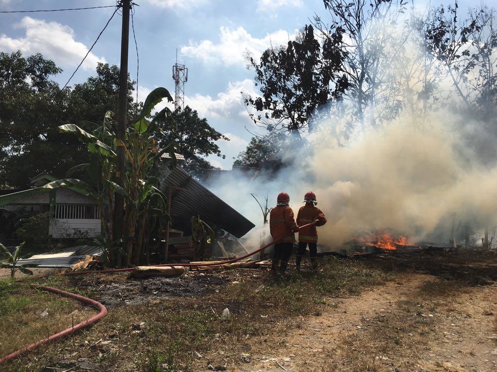Toko Mebel Ludes Terbakar, Kerugian Capai Rp 150 Juta