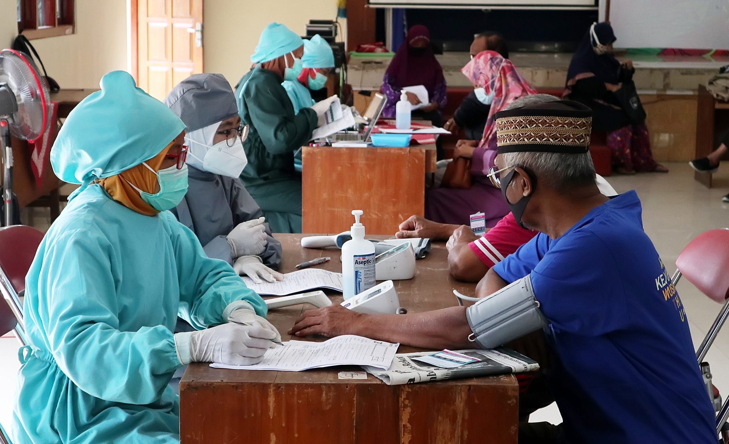 Hal-hal penting seputar vaksin COVID-19