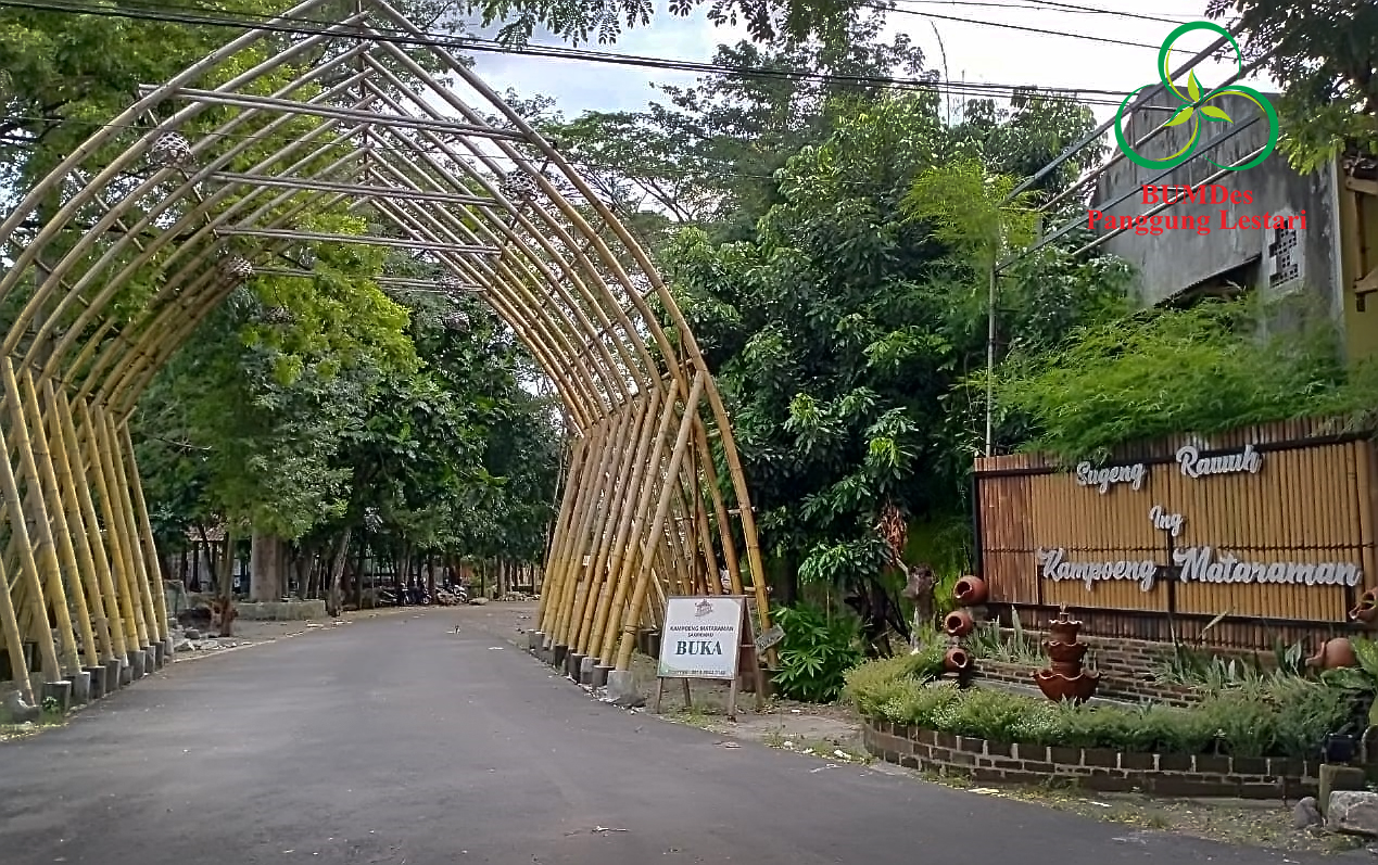 BERTAHAN DALAM BADAI ; Semacam Pendahuluan atas Laporan Pertanggungjawaban Pengelolaan BUM Desa Panggung Lestari 2020/2021