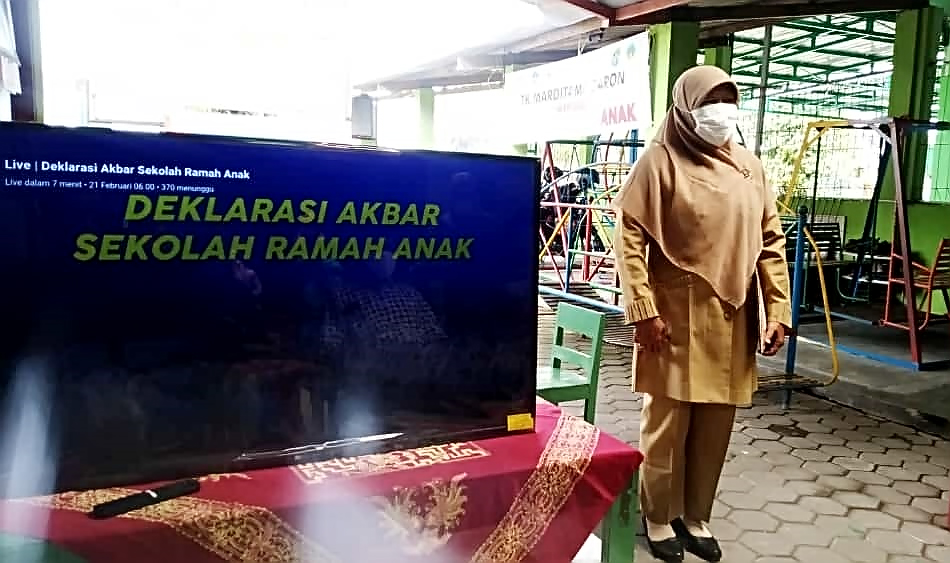 Sekolah Di Panggungharjo Mengikuti Deklarasi Akbar Sekolah Ramah Anak