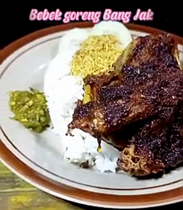 Menikmati Bumbu Hitam Khas Madura di Krapyak Kulon