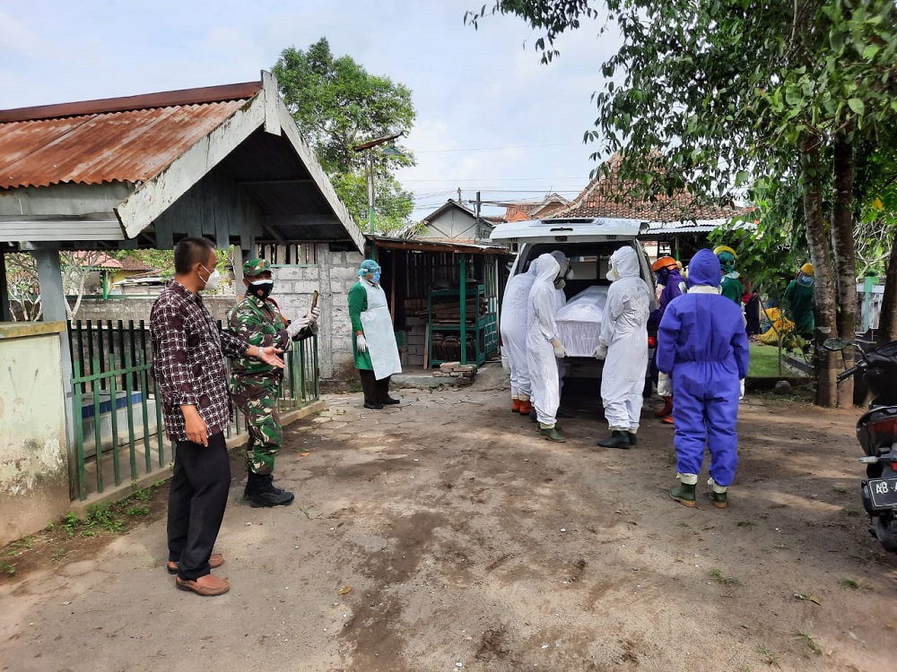 Pengalaman  Menjadi Relawan Covid-19