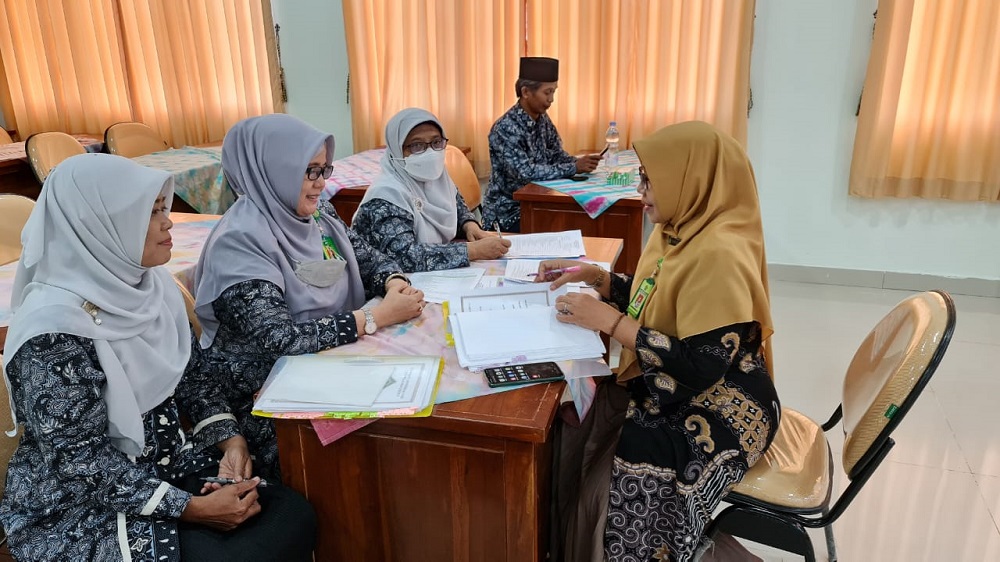 Mimpi Menjadi Kepala Madrasah yang Visioner