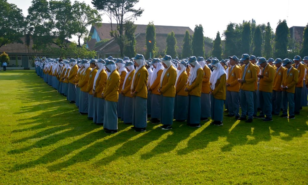 Pamong Panggungharjo Ikuti Upacara Hardiknas