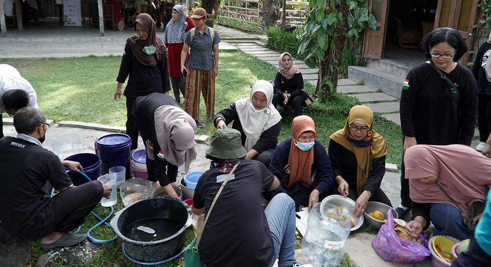 Hidup Sehat dan Bersih dengan Eco Enzym